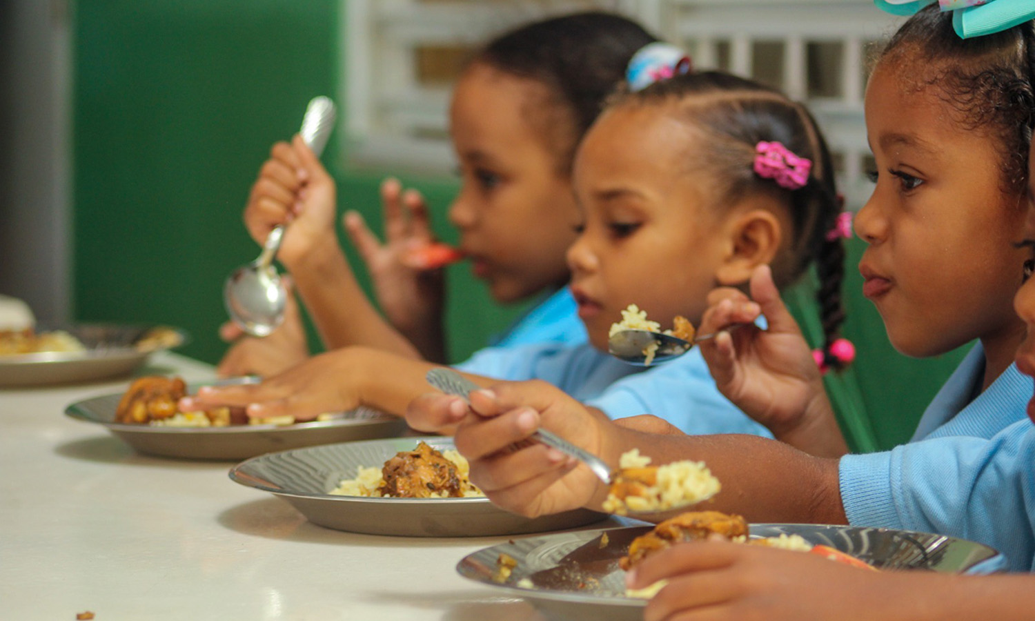 INABIE celebra el Día Internacional de la Alimentación Escolar como pilar de la promoción de la alimentación saludable en las escuelas 