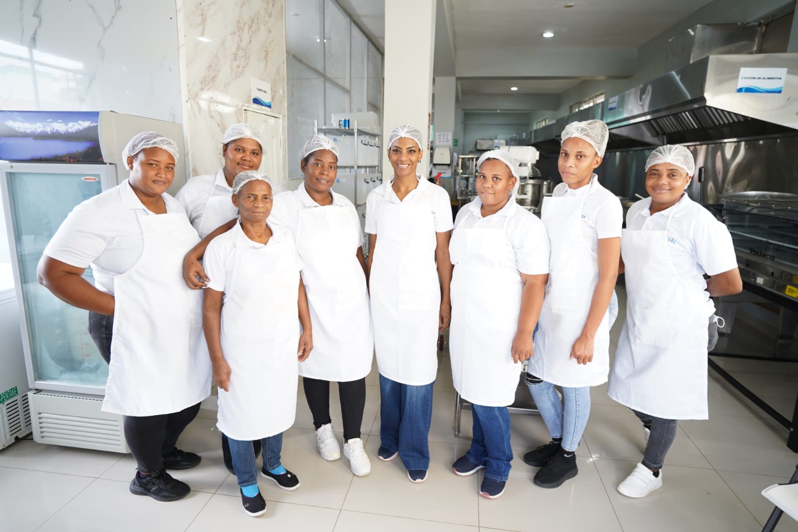 Más del 30% de los contratos del INABIE pertenecen a Mipymes lideradas por mujeres